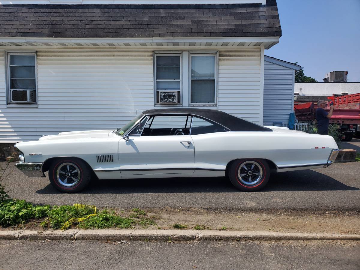 Pontiac-Catalina-22-1965-white-1