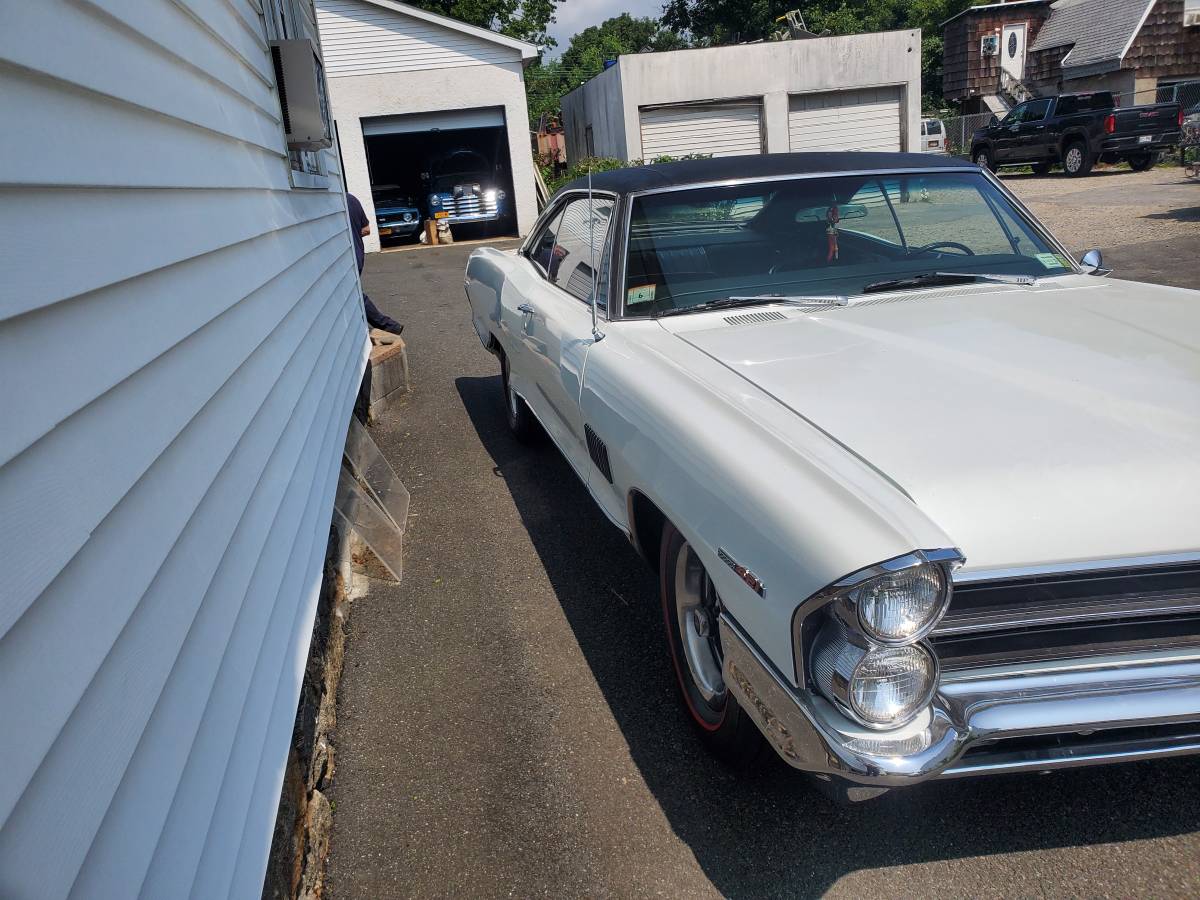 Pontiac-Catalina-22-1965-white-3