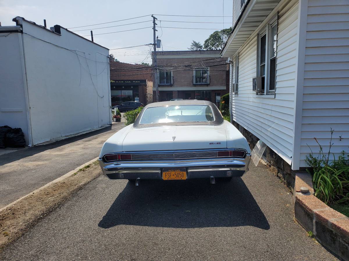 Pontiac-Catalina-22-1965-white-4