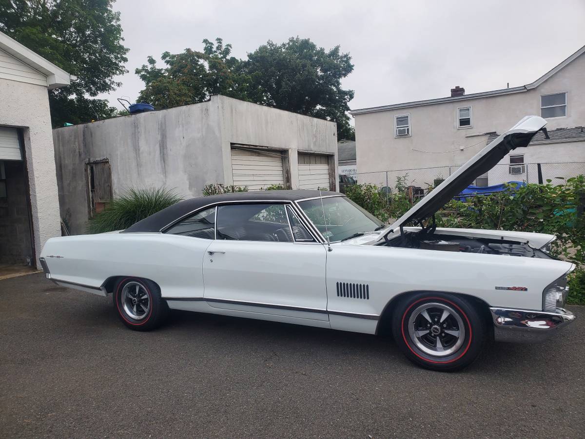 Pontiac-Catalina-22-1965-white
