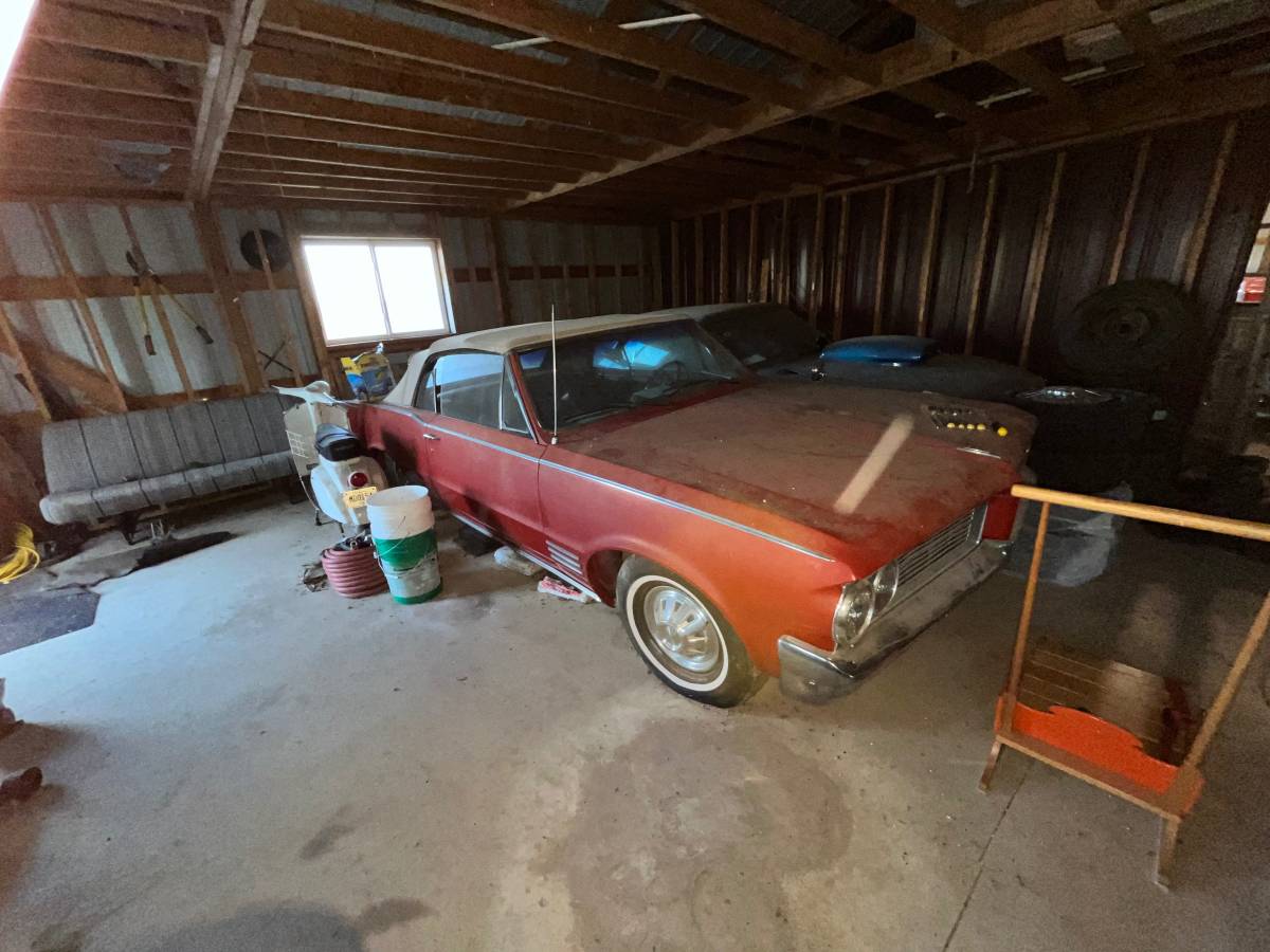 Pontiac-Catalina-convertible-1964-red-18