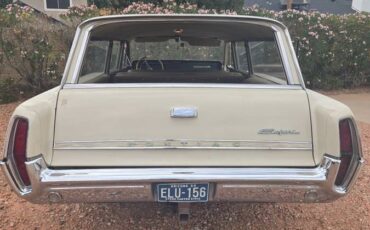 Pontiac-Catalina-safari-1964