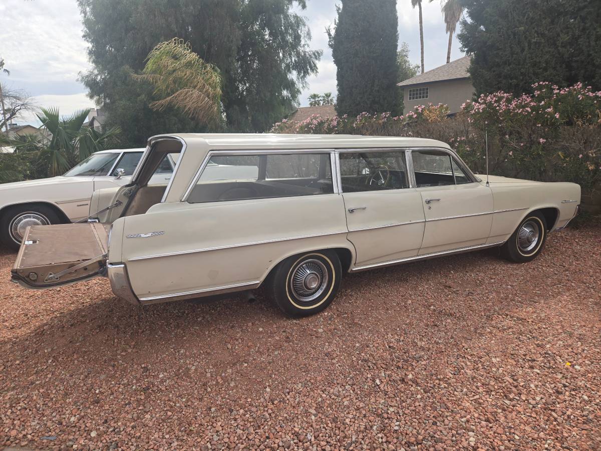 Pontiac-Catalina-safari-1964-7