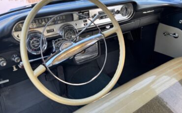 Pontiac-Chieftain-1957-Coupe-21