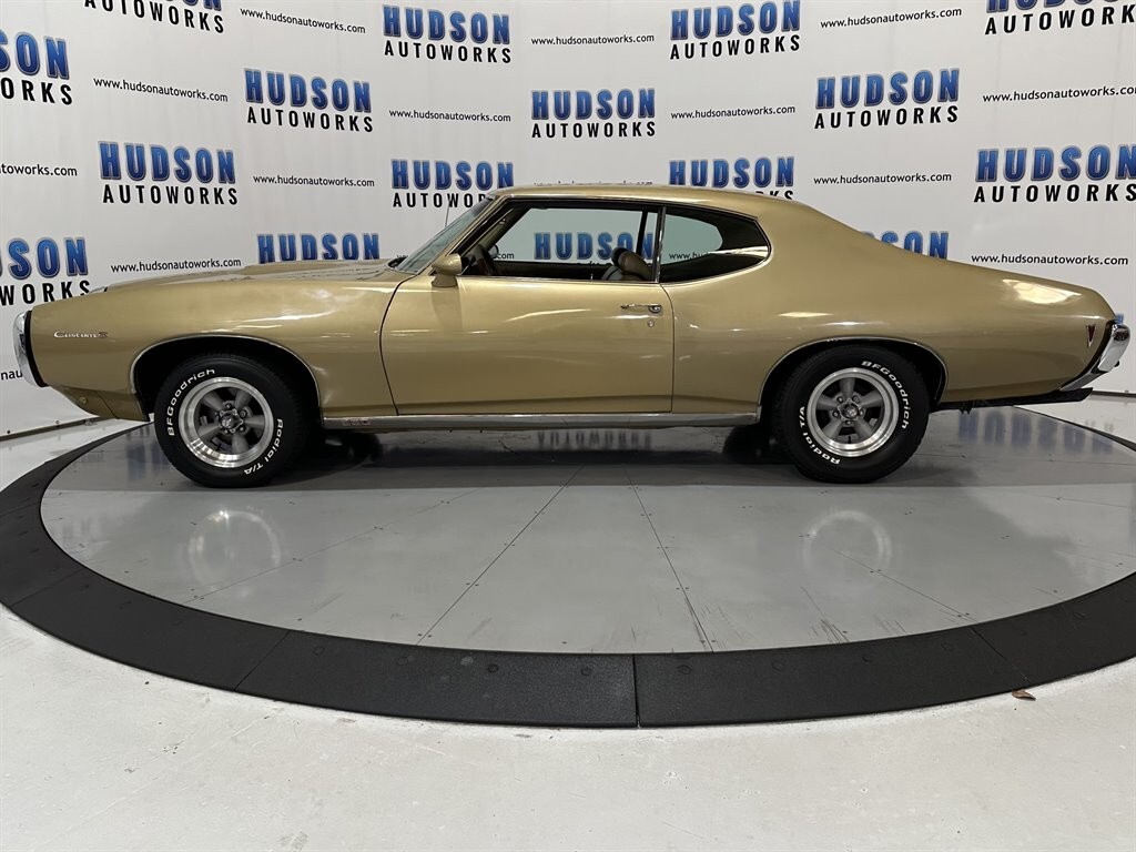 Pontiac-Custom-S-1969-Coupe-1