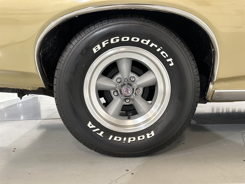 Pontiac-Custom-S-1969-Coupe-23