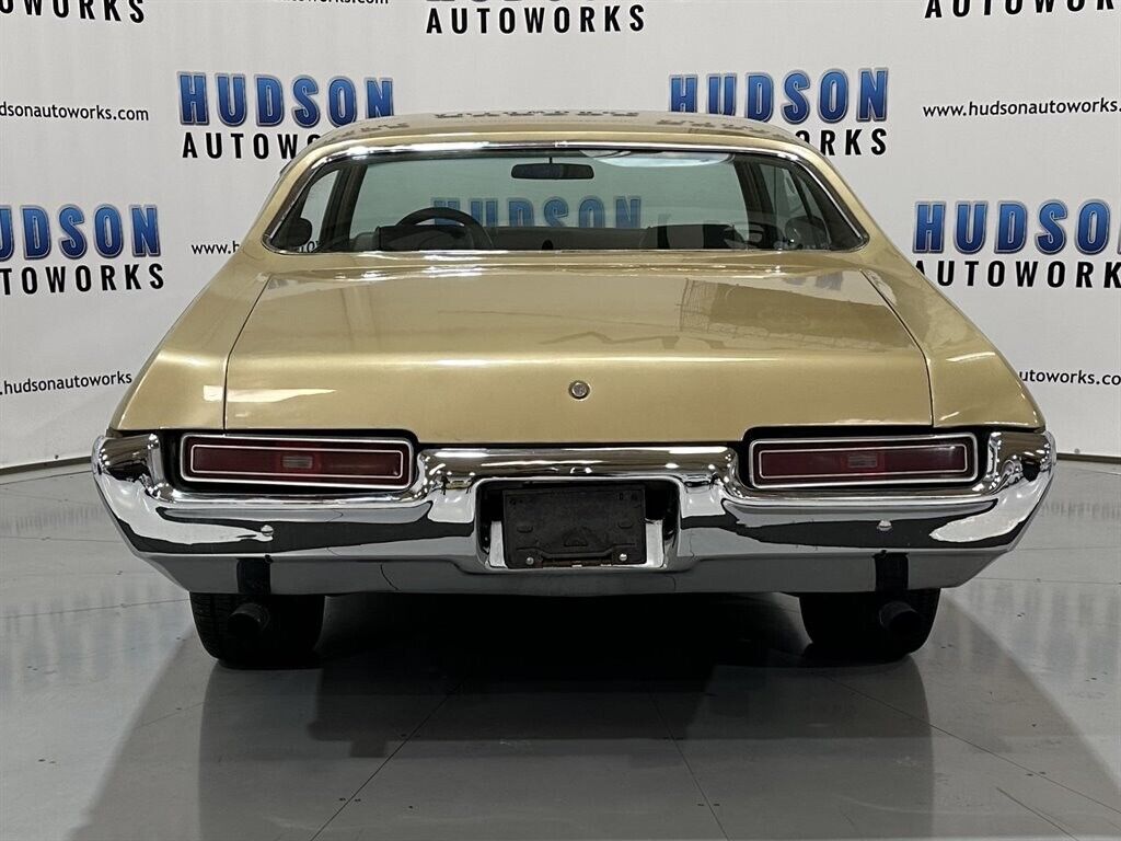 Pontiac-Custom-S-1969-Coupe-3