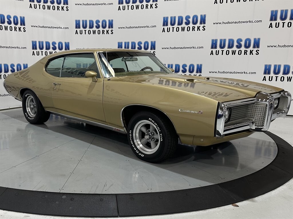 Pontiac-Custom-S-1969-Coupe-7