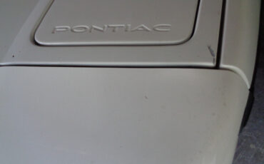 Pontiac-Fiero-1984-Coupe-28