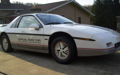 Pontiac Fiero 1984