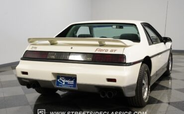 Pontiac-Fiero-1985-Coupe-11
