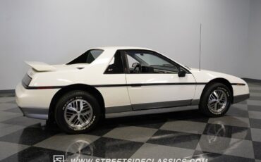 Pontiac-Fiero-1985-Coupe-13