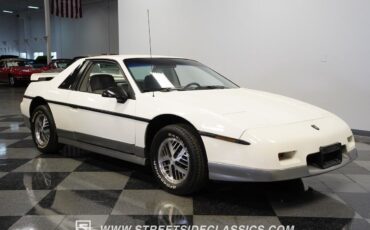 Pontiac-Fiero-1985-Coupe-16
