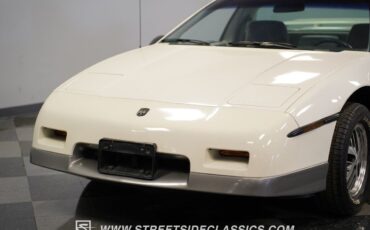 Pontiac-Fiero-1985-Coupe-19