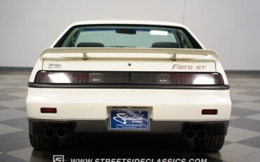 Pontiac-Fiero-1985-Coupe-25