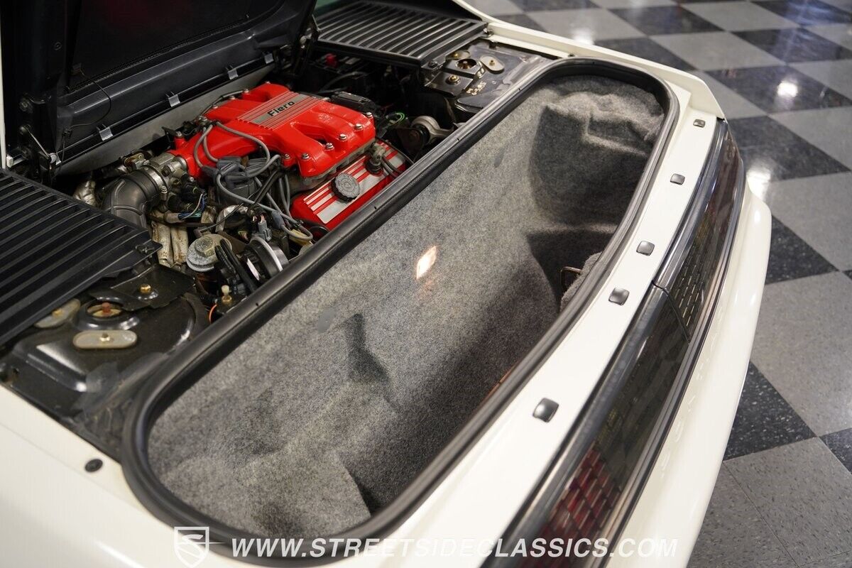 Pontiac-Fiero-1985-Coupe-38