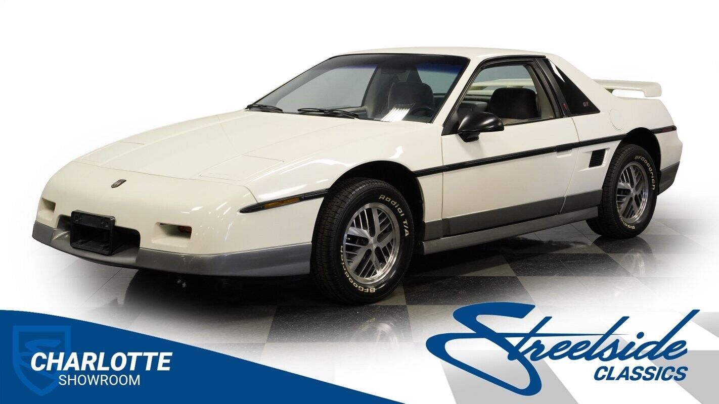 Pontiac Fiero 1985 Coupe
