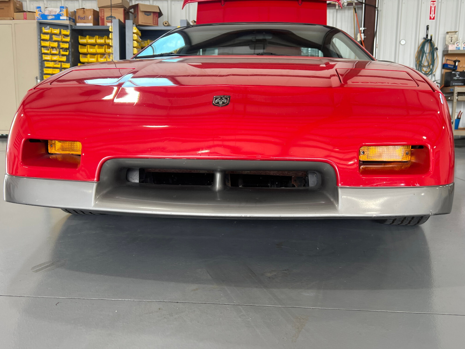 Pontiac-Fiero-1986-Coupe-9