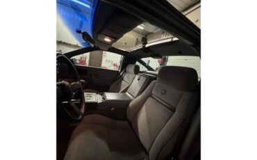 Pontiac-Fiero-1987-COUPE-14