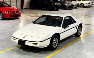Pontiac-Fiero-1987-Coupe-15