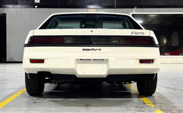 Pontiac-Fiero-1987-Coupe-22