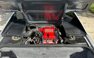 Pontiac-Fiero-1988-Coupe-11