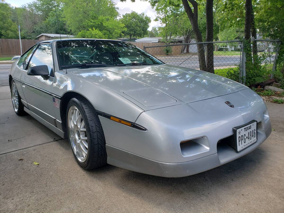 Pontiac-Fiero-gt-1987-grey-10