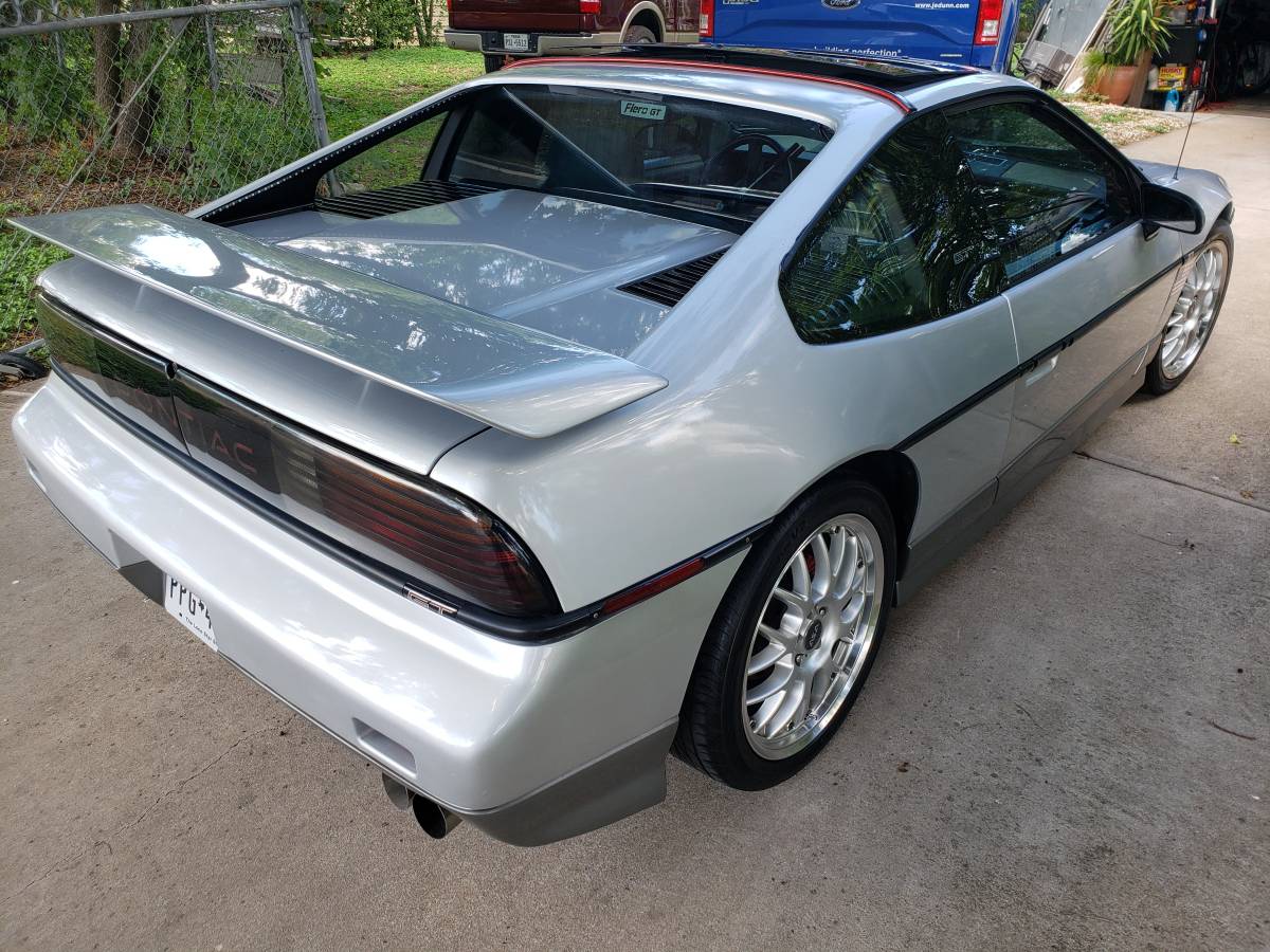 Pontiac-Fiero-gt-1987-grey-9
