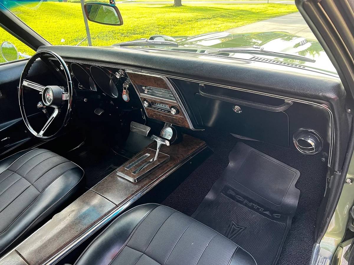 Pontiac-Firebird-1968-12