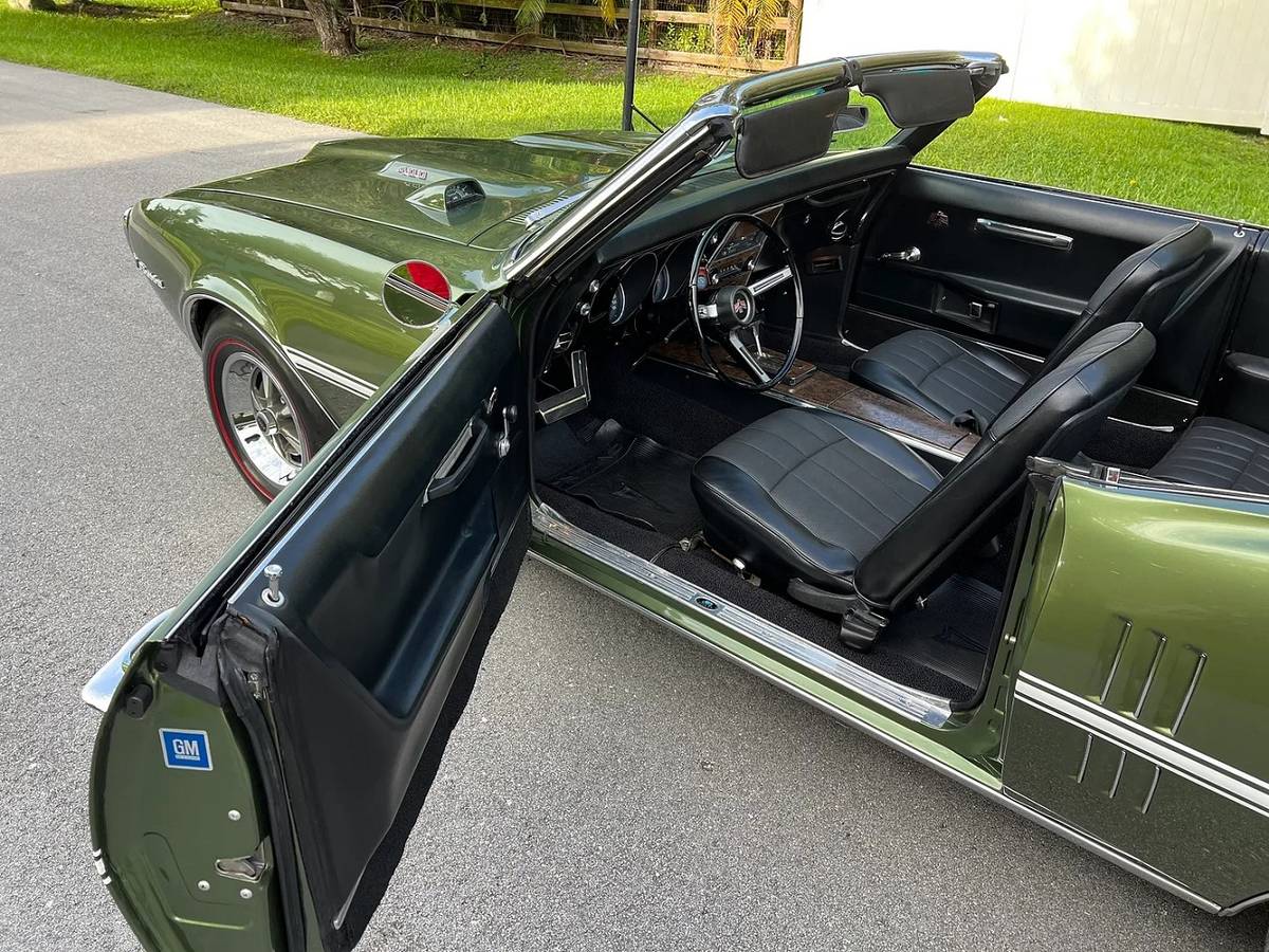 Pontiac-Firebird-1968-5