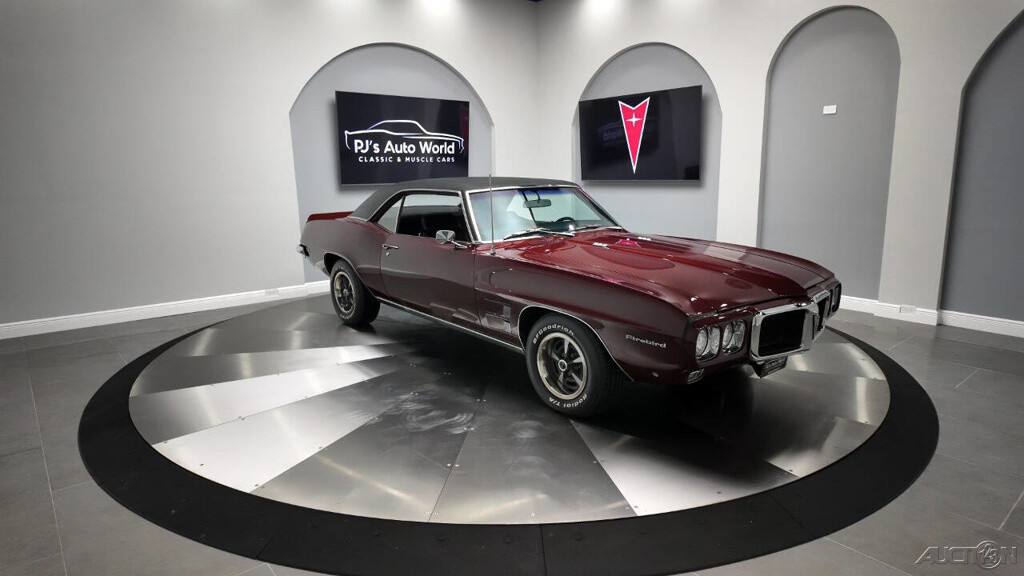 Pontiac-Firebird-1969-10