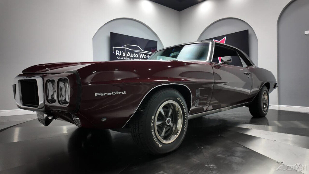 Pontiac-Firebird-1969-15