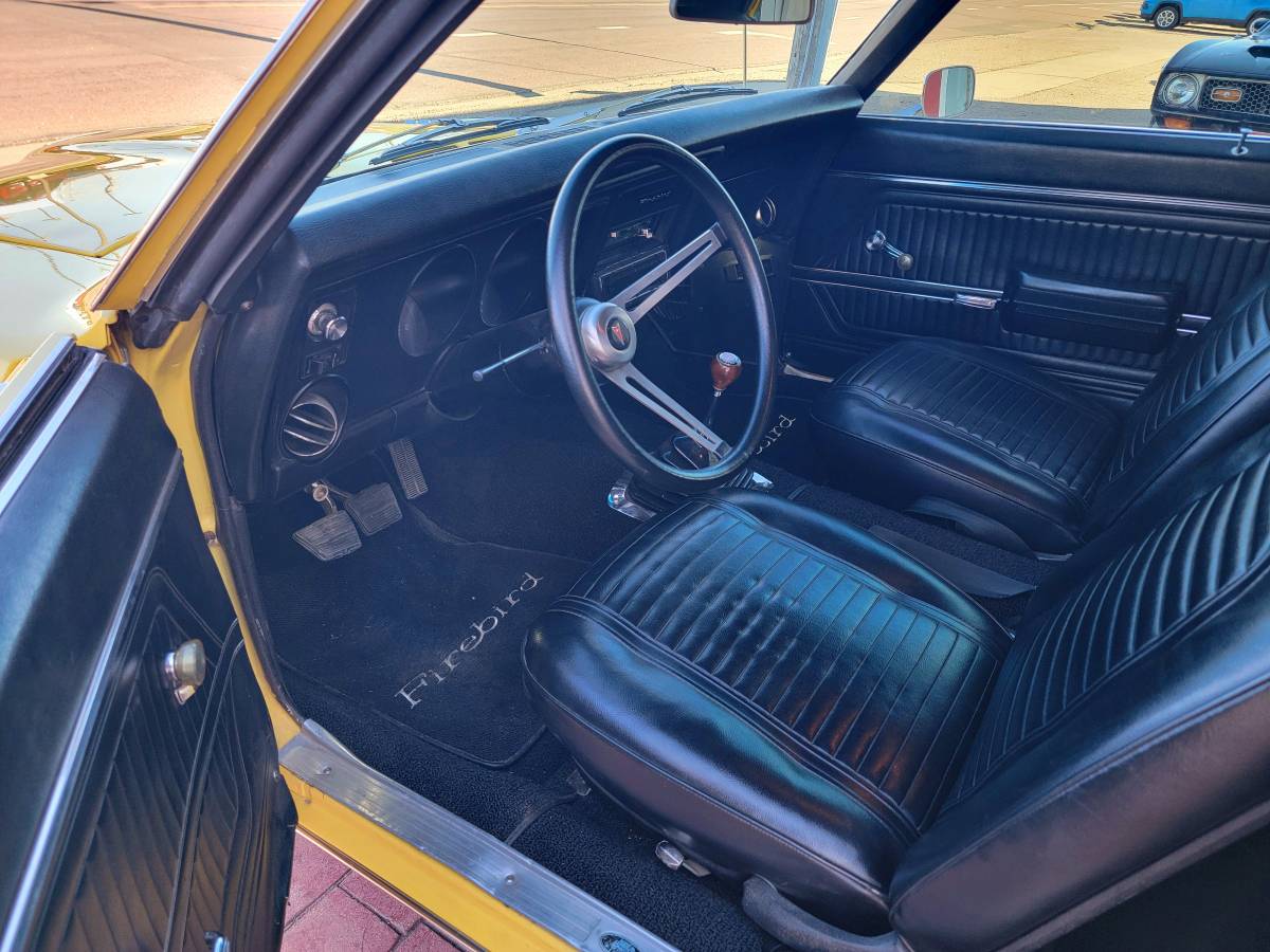 Pontiac-Firebird-1969-19