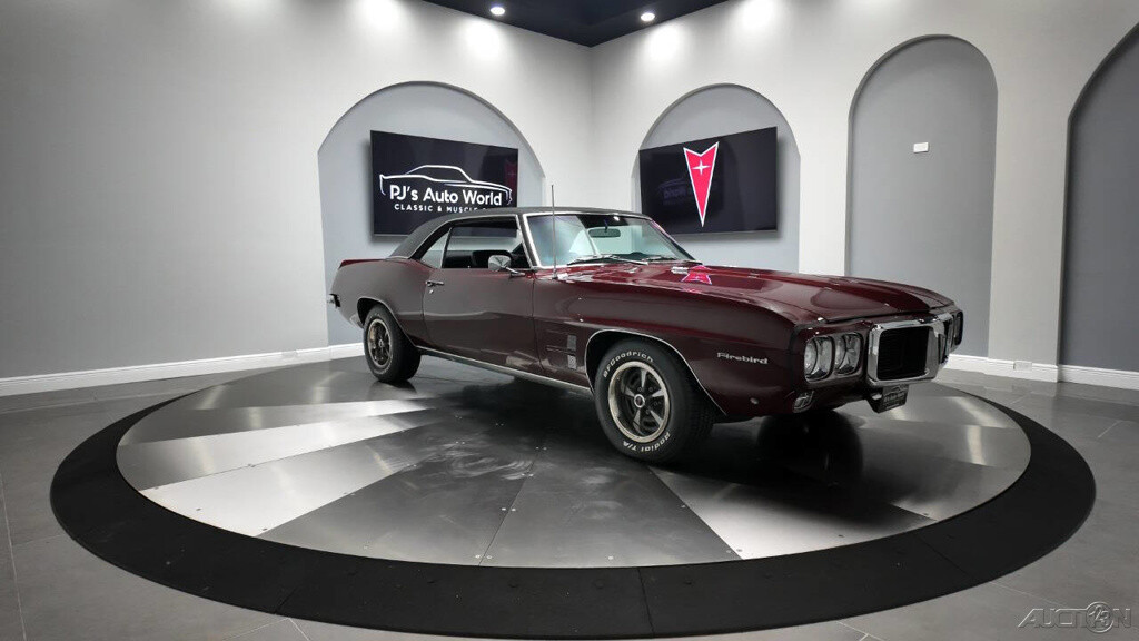 Pontiac-Firebird-1969-5