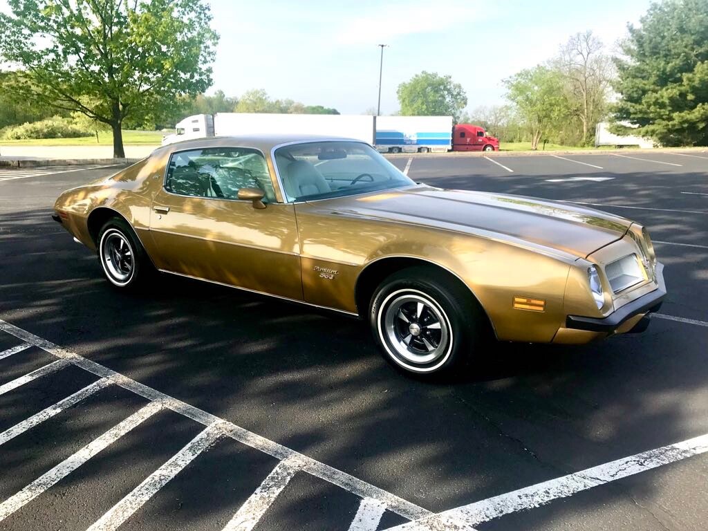 Pontiac-Firebird-1974-Coupe