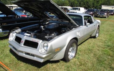 Pontiac-Firebird-1976-Coupe-26