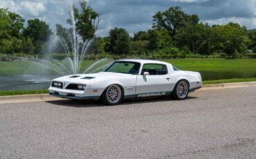 Pontiac-Firebird-1977-Coupe-15