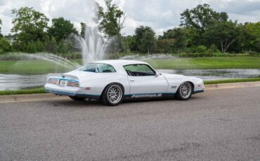 Pontiac-Firebird-1977-Coupe-5