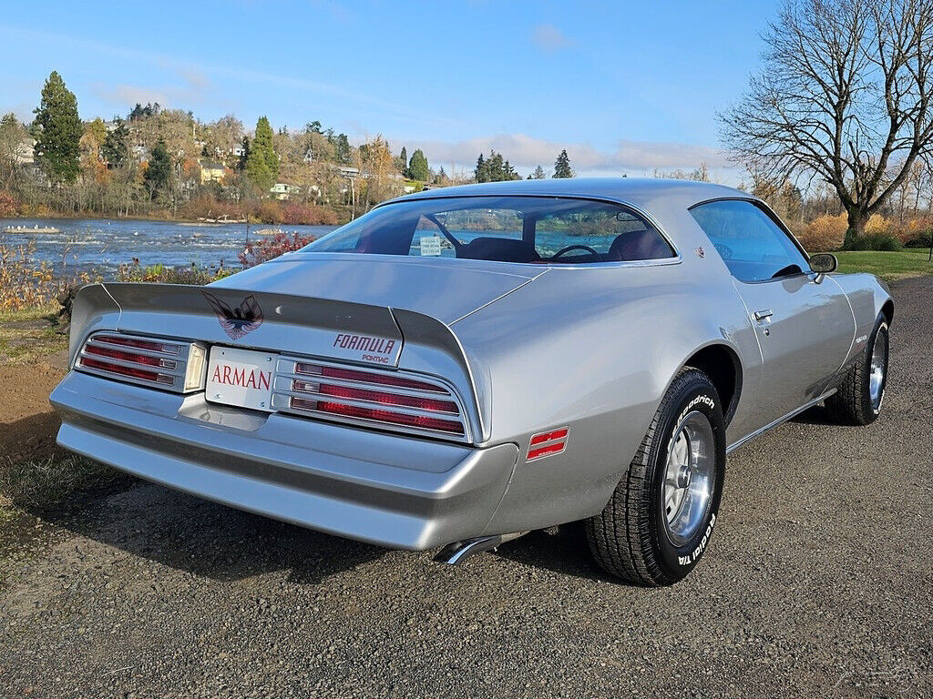 Pontiac-Firebird-1978-Coupe-12