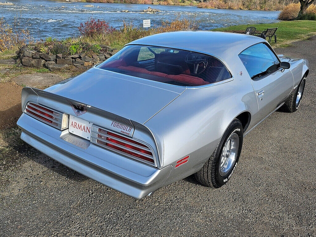 Pontiac-Firebird-1978-Coupe-13