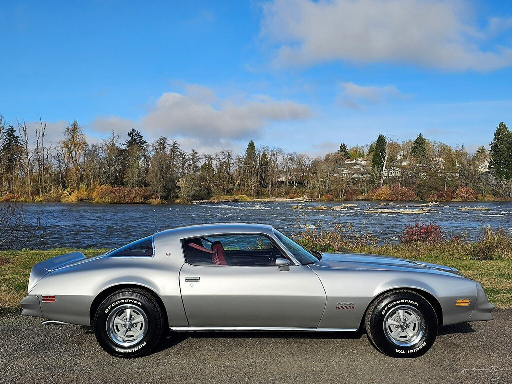 Pontiac-Firebird-1978-Coupe-14