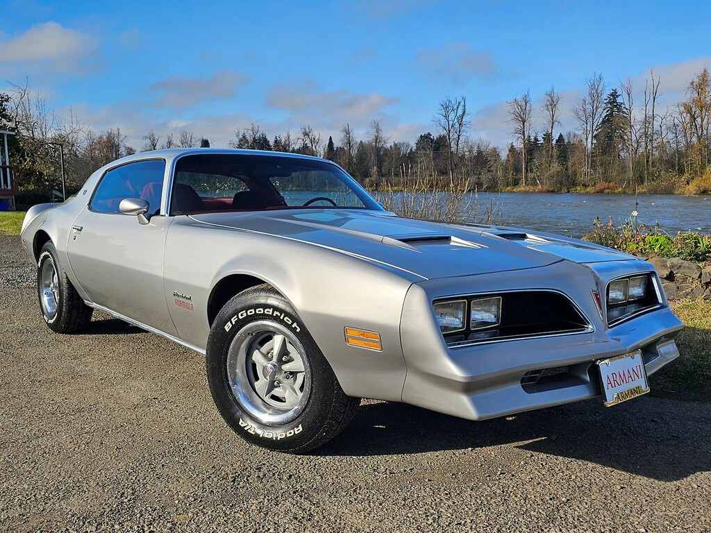 Pontiac-Firebird-1978-Coupe-15