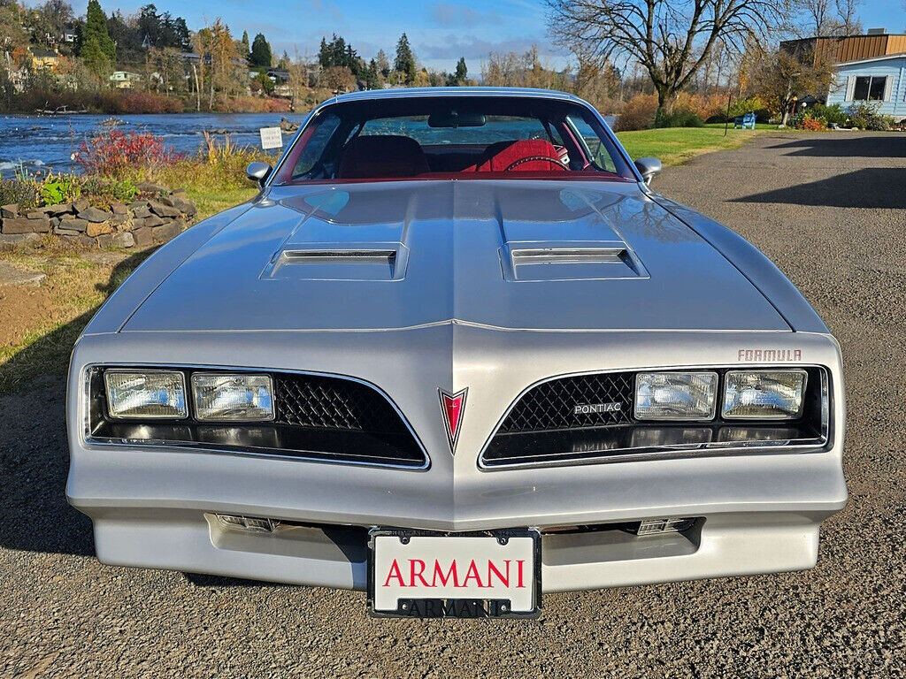 Pontiac-Firebird-1978-Coupe-17