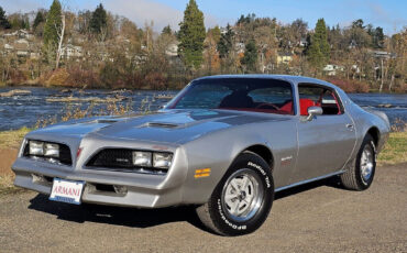 Pontiac-Firebird-1978-Coupe