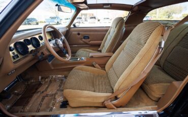 Pontiac-Firebird-1980-2D-Coupe-37