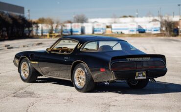Pontiac-Firebird-1980-2D-Coupe-9