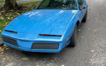 Pontiac-Firebird-1982-Coupe