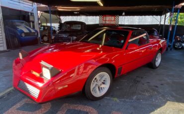 Pontiac-Firebird-1983-Coupe-1