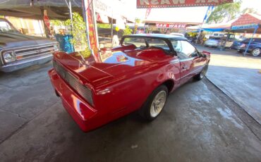 Pontiac-Firebird-1983-Coupe-11