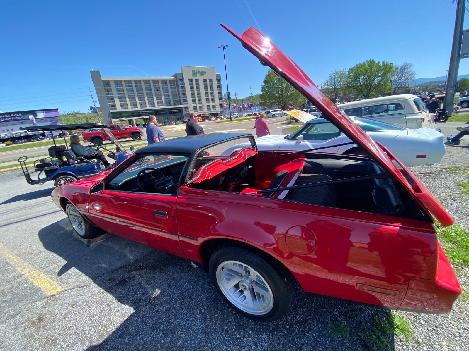 Pontiac-Firebird-1983-Coupe-25